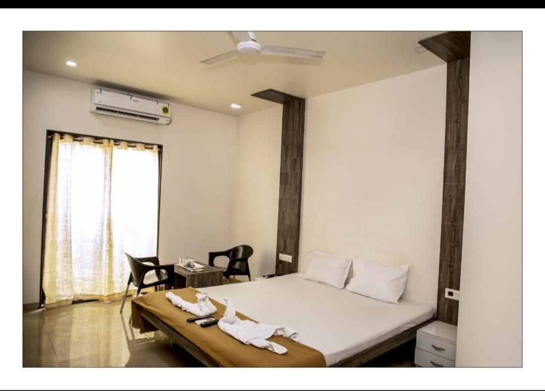 Hotel Sangram Palace Shirur Εξωτερικό φωτογραφία