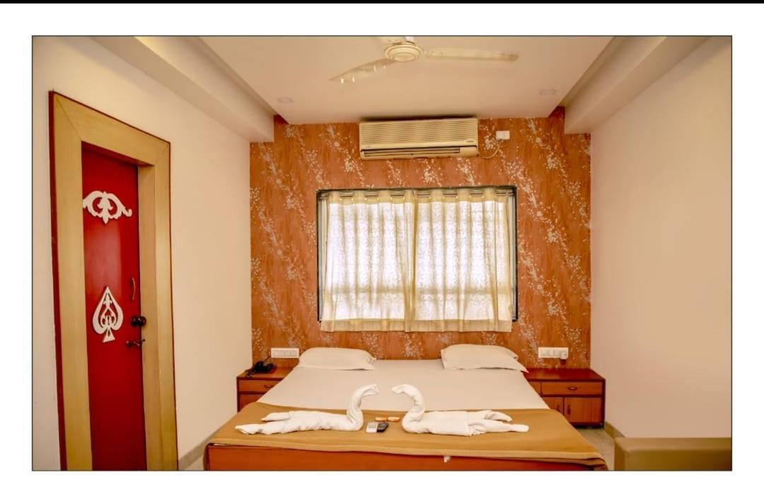 Hotel Sangram Palace Shirur Εξωτερικό φωτογραφία